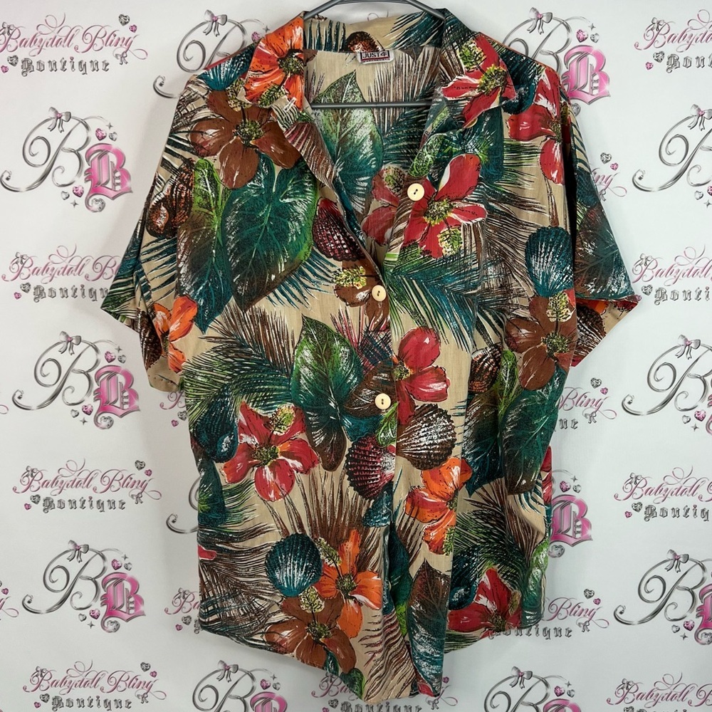 Just 4 inc button up vintage flowers Hawaii Tropical Floral Button-Up Shirt